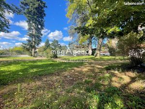 Terrain 701 m² VOURLES