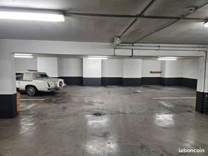 Grand box 120 m2 idéal investisseur