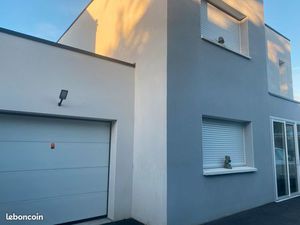 Proche lorient contemporaine