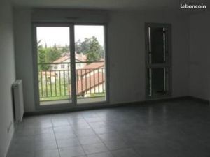 A louer appartement T2 SAINT PRIEST village