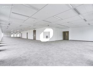 Bureaux 5 750 m²