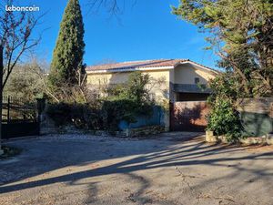 A louer Villevieille 30250