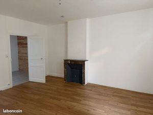Appart F3 plein centre   dispo tt de suite