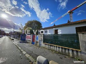 Local d'activité 310 m²