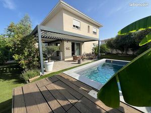 Maison ? T5 non mitoyenne