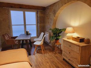 Sous-location d’un cabinet de consultation atypique - au pied du métro Hôtel de Ville LYON