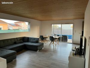 Maison ossature bois 2020 – 89 m² – Cohade – RT2012 – 3 chambres – Terrain 500 m² clos – D