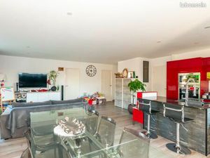 Villa plain pied avec piscine