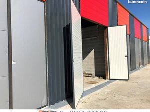 Local industriel 64 m²