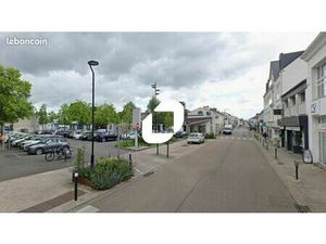 Local commercial 99 m²