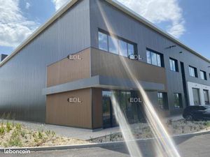 Local d'activité 608 m²