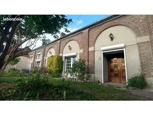 Très belle maison de charme rénovée en 2025 avec jardin garage combles cave