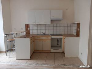 Studio 1 pièce 28 m²
