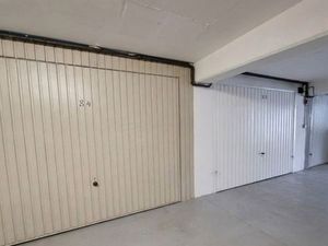 Garage 12m2 80/mois