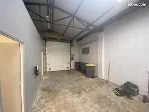 Local d'activité 400 m²