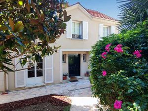 Maison 8 pièces 181 m²