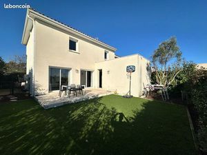 Villa avec garage et piscine - Saint André de Sangonis