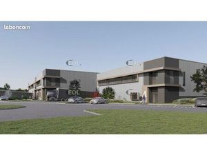 Local d'activité 4 440 m²