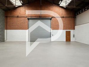 Local commercial 250 m²