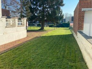 Maison individuelle rénovée – 112 m² – Jardin 600 m² – Garage – Anstaing