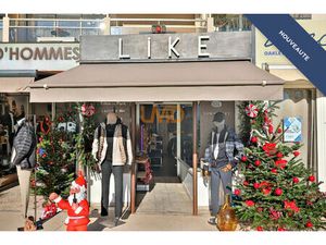 Magasin Prêt à Porter et Tous commerces - Port de Bandol