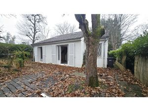 CHEVRY : MAISON 5 PIECES - DE PLAIN PIED - 3 CHAMBRES - JARD