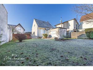 Maison familiale de 102m2 avec jardin  dépendance et parking
