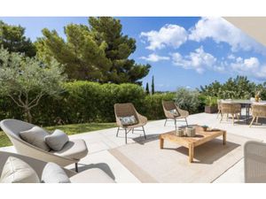 Maison contemporaine familiale de type 5  Six-Fours-les-Plages centre