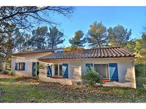 Maison de campagne plain pied 3 chambres Piscine 5000m2 de terra