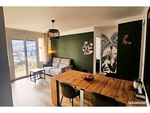 Appartement 70m² rénové – Vue exceptionnelle