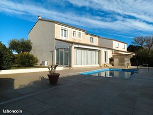 Maison parfaitement entretenue et rénovée