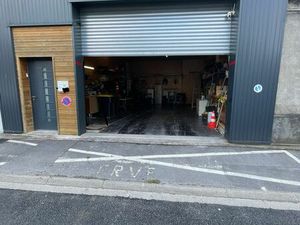 Entrepot local Commercial Habitation