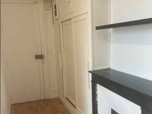 Location meublée studio 24 m² Aubervilliers (93300) 780