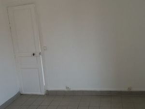 APPARTEMENT entièrement RENOVE