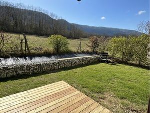 T2 meublé avec grand jardin