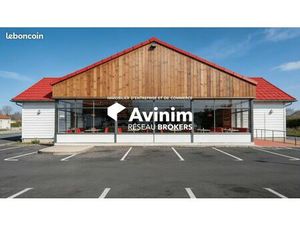 Local 1202 m² Pierrelaye