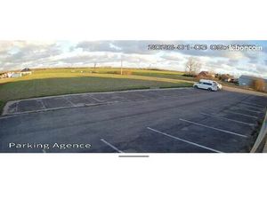 Place de parking extérieure sécurisée