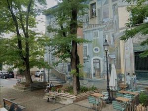 Local commercial-murs boutique-quartier prisé Méditerranée