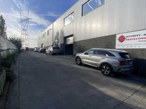 Espace de stockage avec bureaux à louer – Grimbergen (Westva