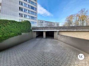 Parking couvert a vendre Avenue du Vossegat