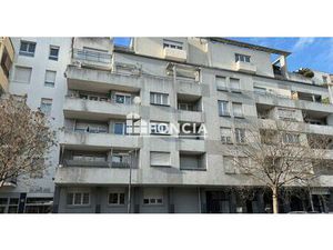 GRENOBLE VIGNY-MUSSET : 5ÈME ETAGE APPARTEMENT T3 DE 73 M² AVEC TERRASSE ET BALCON + GARAG