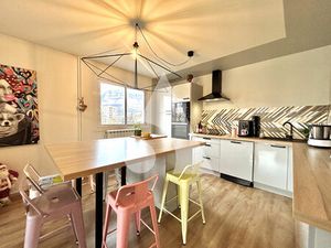 A VENDRE UNIQUEMENT CHEZ SIXIEME AVENUE AIX-LES-BAINS !