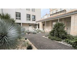 LA ROCHELLE Centre  situé à seulement 300m env du marché central