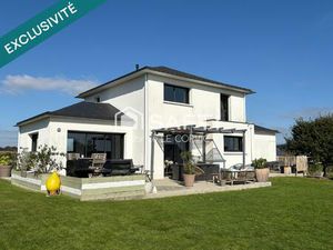 MAISON CONTEMPORAINE FAMILLIALE DE 118 M2 SUR TERRAIN DE 1088 M2 A GUENIN