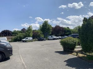 Terrain à louer Linas