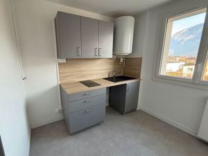 SASSENAGE beau 1 P + C