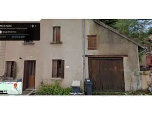 Location petite maison mitoyenne meublée avec jardin verger associatif