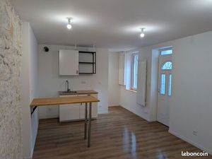 Petite maison de ville et jardin