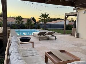 Maison moderne 105 m² – 3 chambres – Piscine – La Lande-de-Fronsac
