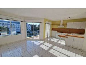 Vente Appartement 3 pièces aux Sables-d'Olonne (85100) : à vendre 3 pièces / 71m² Les Sabl